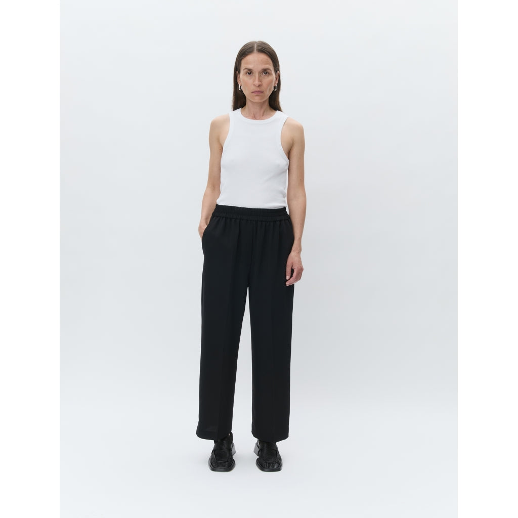 Jonah Classic Gaberdine Black Cropped Trousers