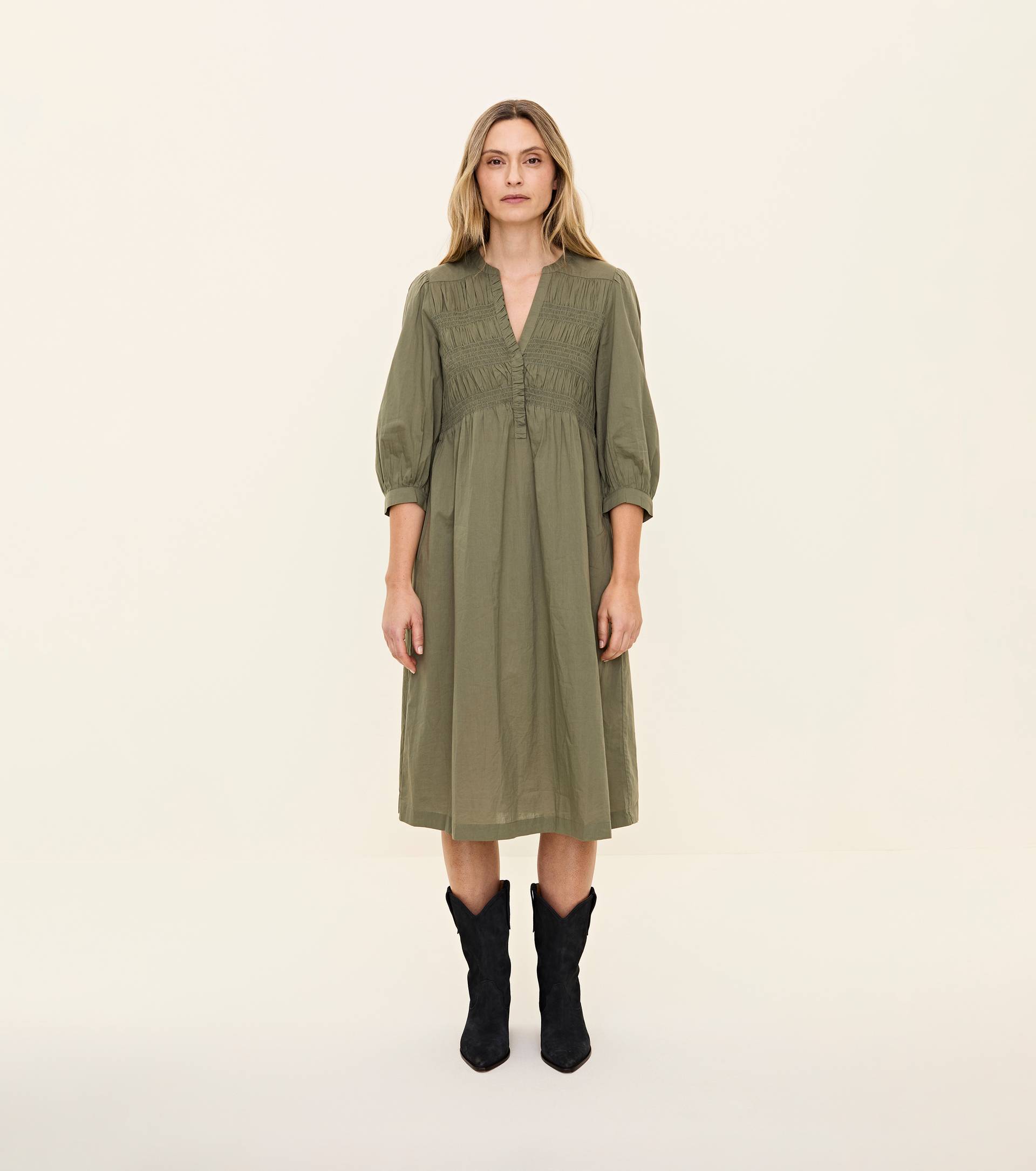 Odd molly pretty on store the loose wrap dress