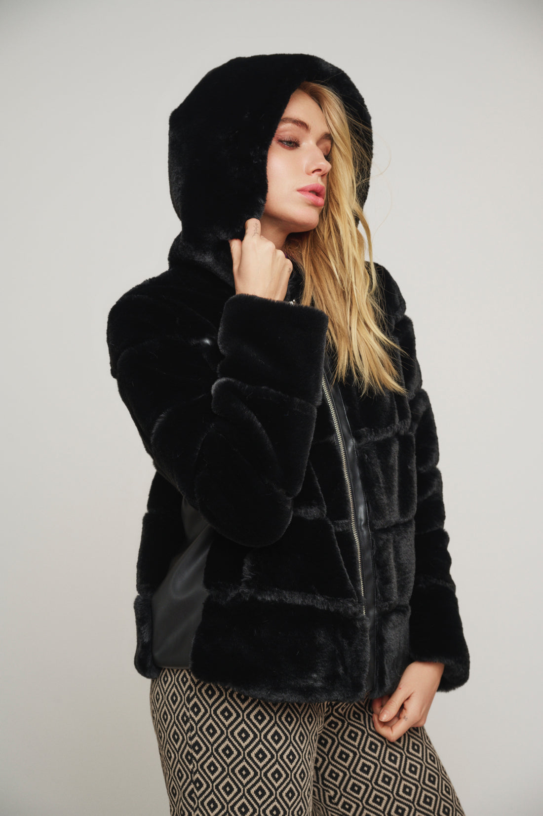 Aza black short faux fur jacket with hood