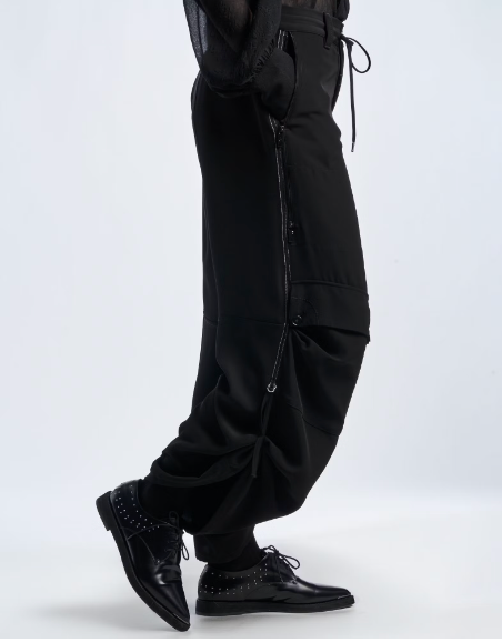 Outgoing Parachute Pants Black Tech Matte Satin